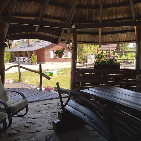 Villa Domek Na Prerii Ustrzyki Dolne Exterior foto