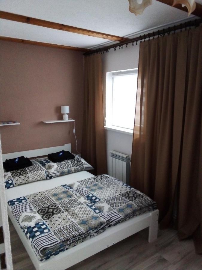 Villa Domek Na Prerii Ustrzyki Dolne Exterior foto