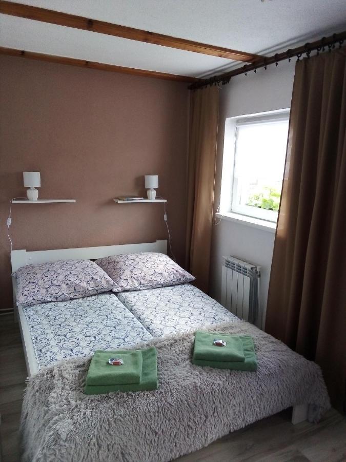 Villa Domek Na Prerii Ustrzyki Dolne Exterior foto