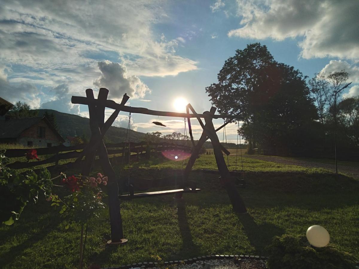 Villa Domek Na Prerii Ustrzyki Dolne Exterior foto